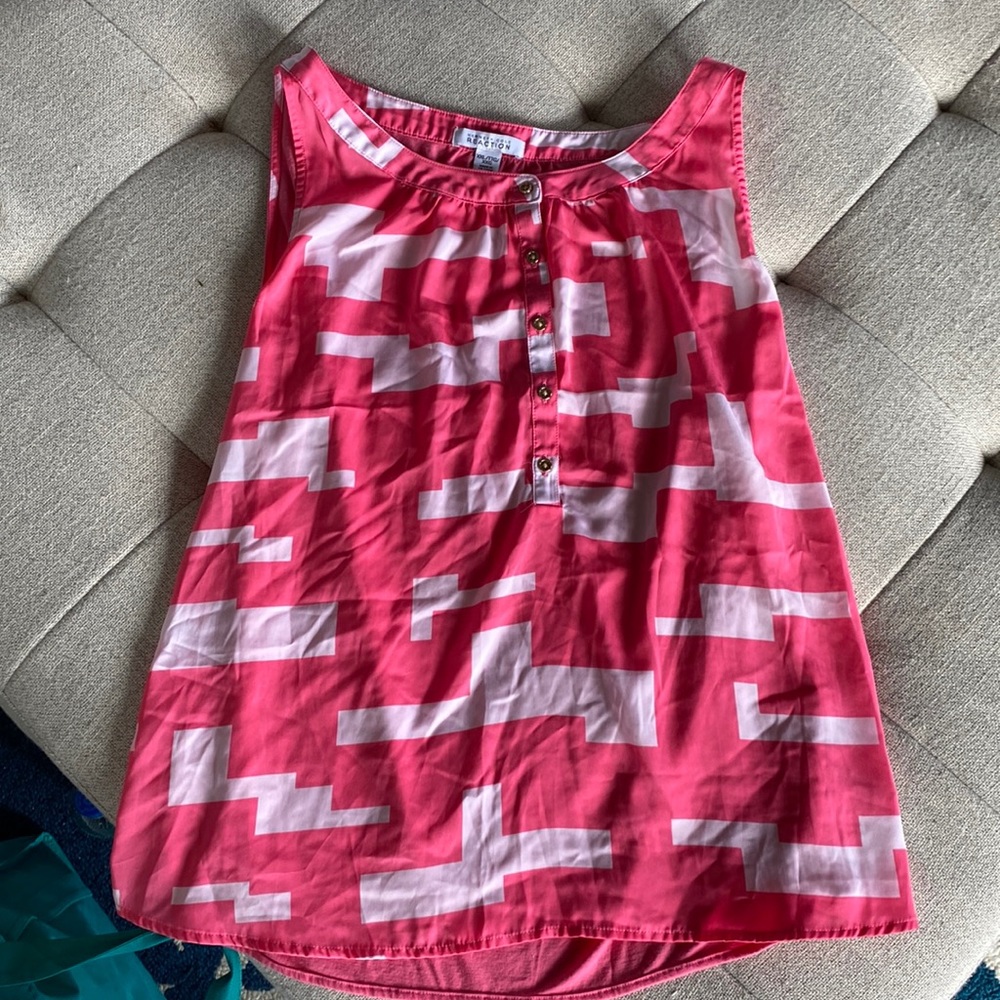 Kenneth Cole Reaction silky tank top
